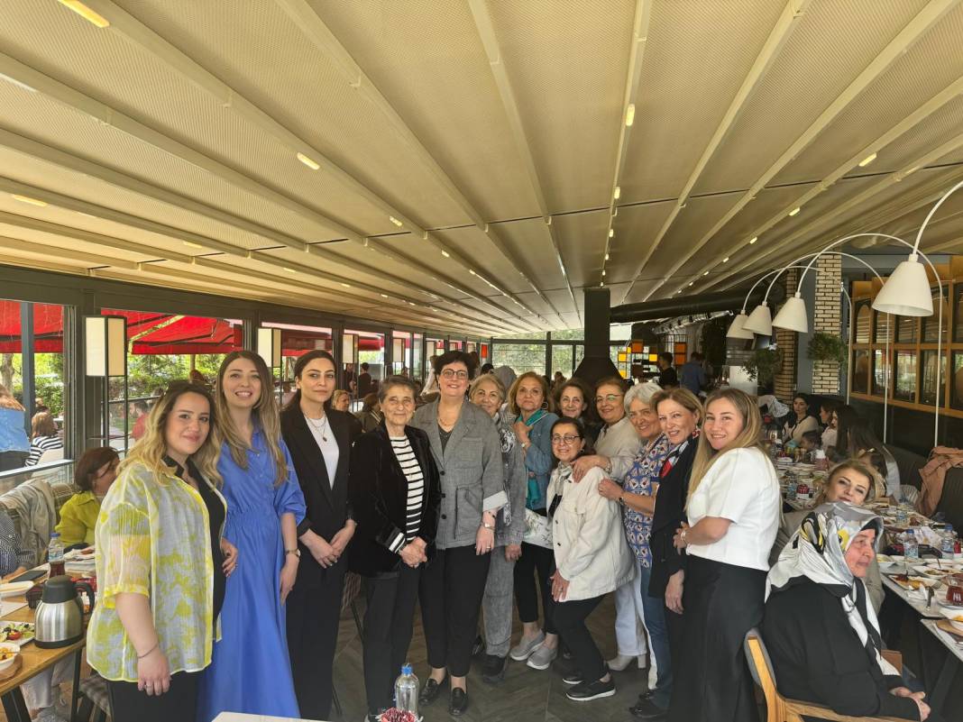 Anneler Derneği yeni yönetimini tanıttı 2
